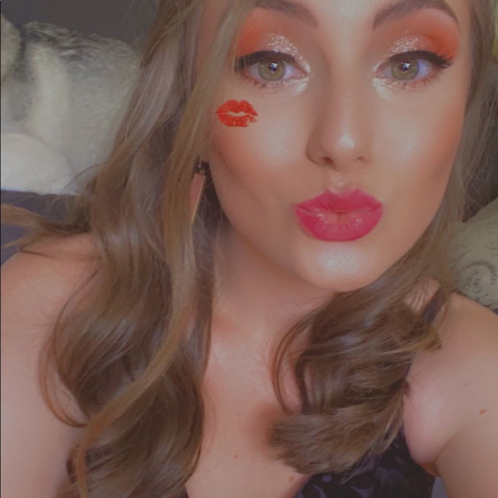 Meet your Posher, Baylee